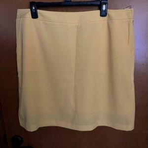 Fairway & Greene Soft Yellow Knee-Length Skort.
